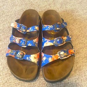 Papillon shoes extremely comfortable worn once